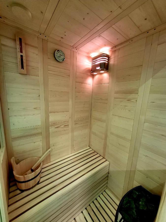 Romantic Deluxe Svite Wise Jacuzzi And Sauna Athens Luaran gambar