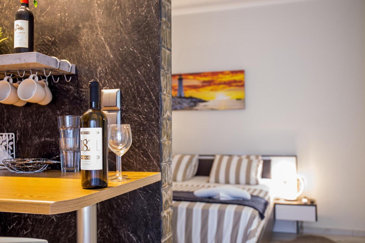 Romantic Deluxe Svite Wise Jacuzzi And Sauna Athens Luaran gambar