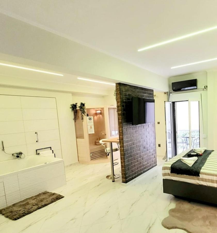 Romantic Deluxe Svite Wise Jacuzzi And Sauna Athens Luaran gambar